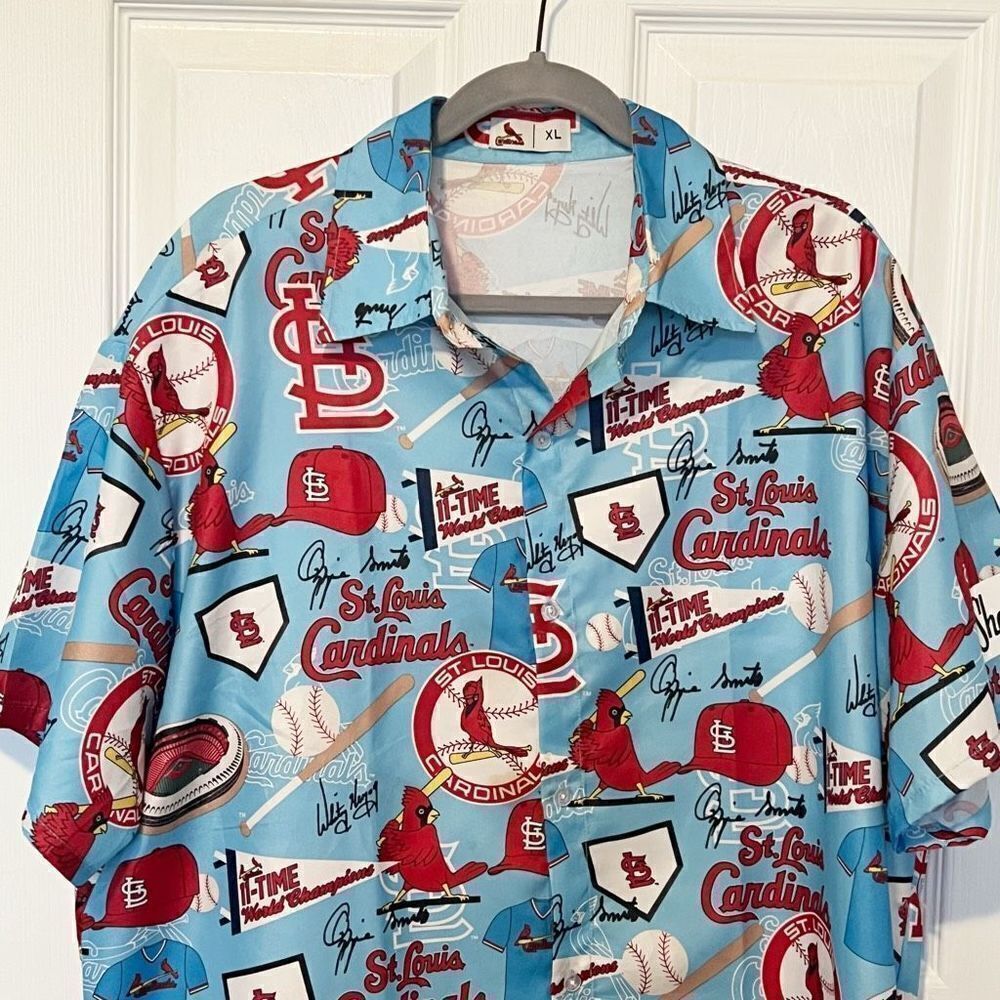 St Louis Cardinals Men’s Short Sleeve Button Down Shirt Size XL